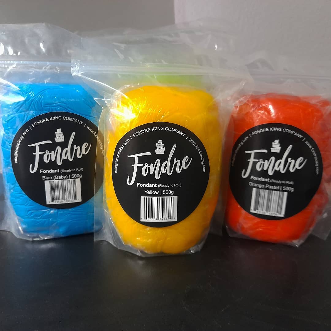 Fondré ready-to-roll fondant in branded retail packs
