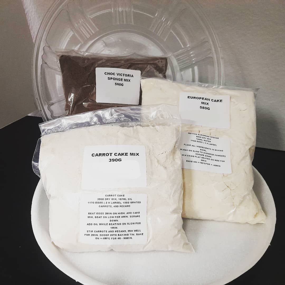 Fondré cake and cupcake pre-mixes